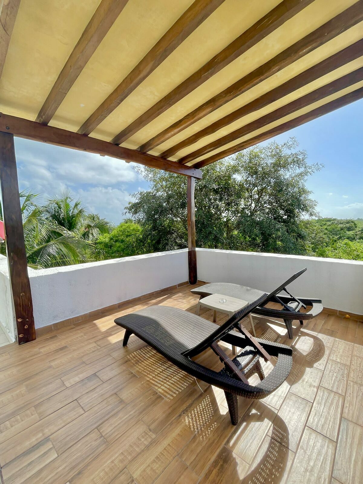 Coco's Villa patio
