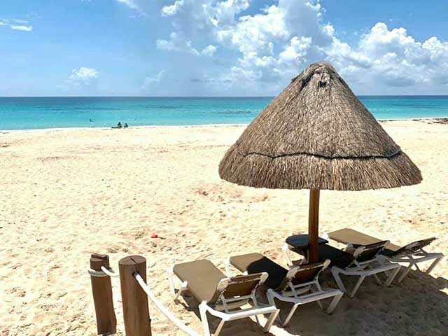 The Angy Suite beach access